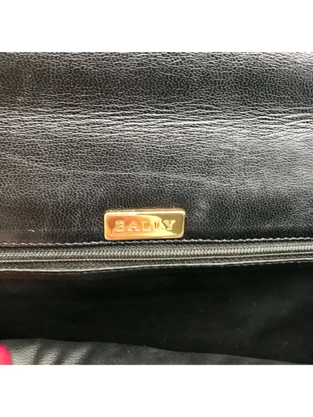 Bally classic elegance